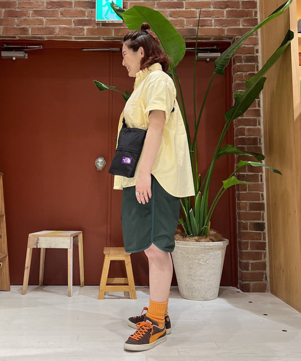 エノモト アミさんの「BEAMS WOMEN｜BEAMS BOY / パイピングショーツ」を使ったコーディネート
