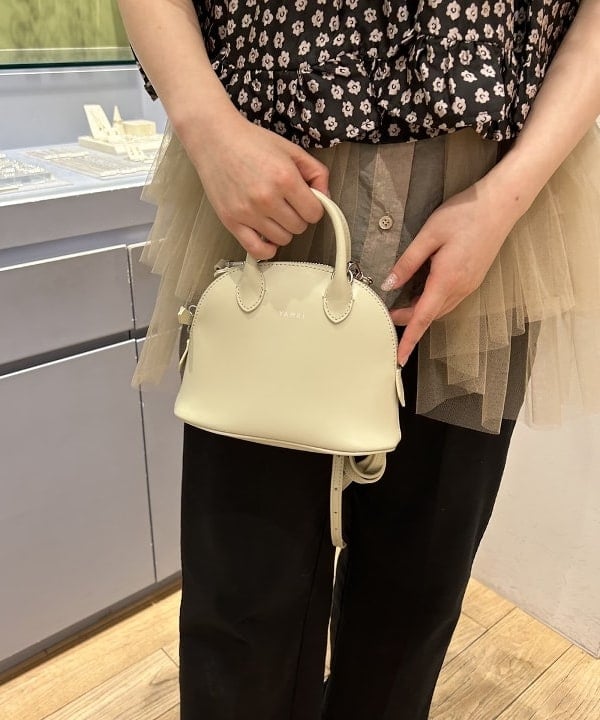 渡邊 舞さんの「BEAMS WOMEN｜Ray BEAMS / アンクルストラップ パンプス」を使ったコーディネート