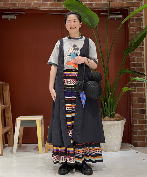 エノモト アミさんの「BEAMS WOMEN｜BEAMS BOY 25th別注 / Disney Rattan Bascket」を使ったコーディネート