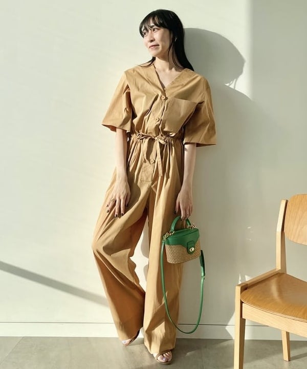 cammyさんの「BEAMS WOMEN｜CHRISTIAN VILLA &times; Demi-Luxe BEAMS / 別注 ストロー バニティーバッグ」を使ったコーディネート