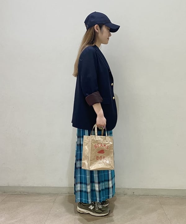 木村 海侑さんの「BEAMS WOMEN｜BEAMS BOY / ポリエステル ウール 3ボタン ブレザー」を使ったコーディネート