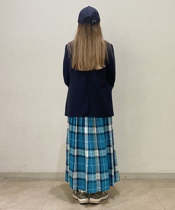 木村 海侑さんの「BEAMS WOMEN｜BEAMS BOY / ポリエステル ウール 3ボタン ブレザー」を使ったコーディネート