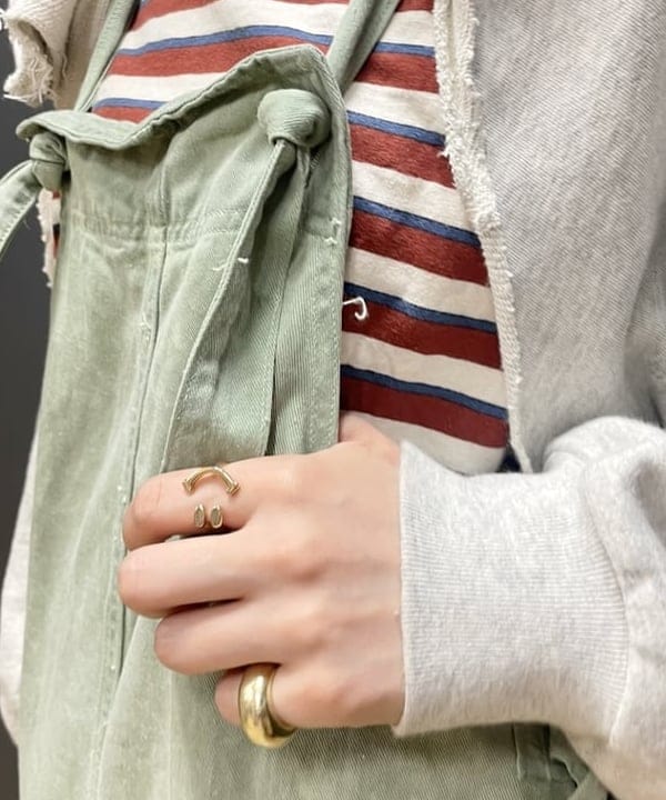 SHINAGAWAさんの「BEAMS WOMEN｜Blundstone / LOW CUT」を使ったコーディネート