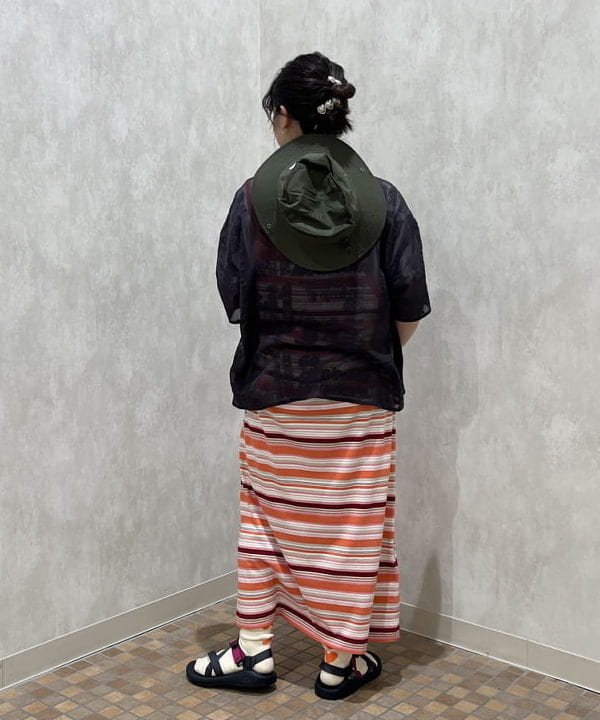 るーたまさんの「BEAMS WOMEN｜BEAMS BOY / マルチボーダー キャミソール ワンピース23SS」を使ったコーディネート