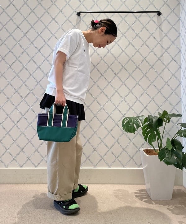 つぼさんの「BEAMS WOMEN｜MBT / KISUMU CLASSIC」を使ったコーディネート