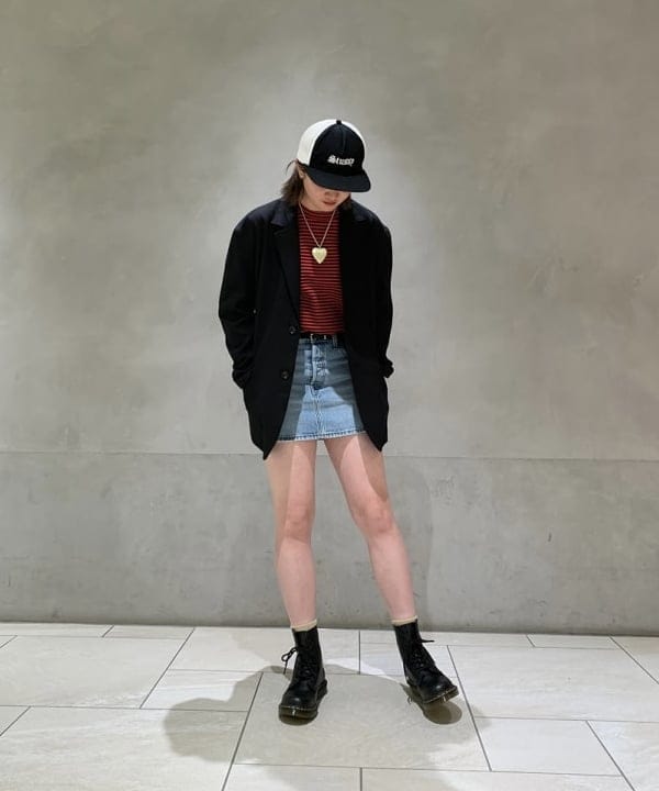 前田 優衣さんの「BEAMS WOMEN｜▲Dr.Martens / PASCAL 8ホール ブーツ」を使ったコーディネート