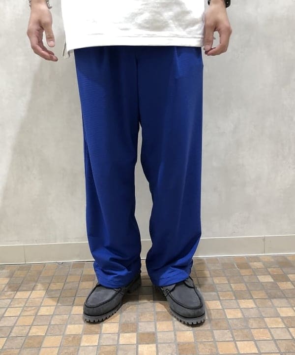 BANさんの「BEAMS WOMEN｜BEAMS / ベーシック バケット ハット」を使ったコーディネート