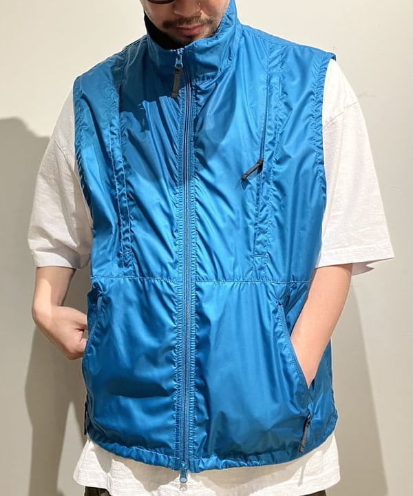 滝沢 一喜さんの「BEAMS WOMEN｜BEAMS / ビッグ 6ポケット カーゴパンツ」を使ったコーディネート