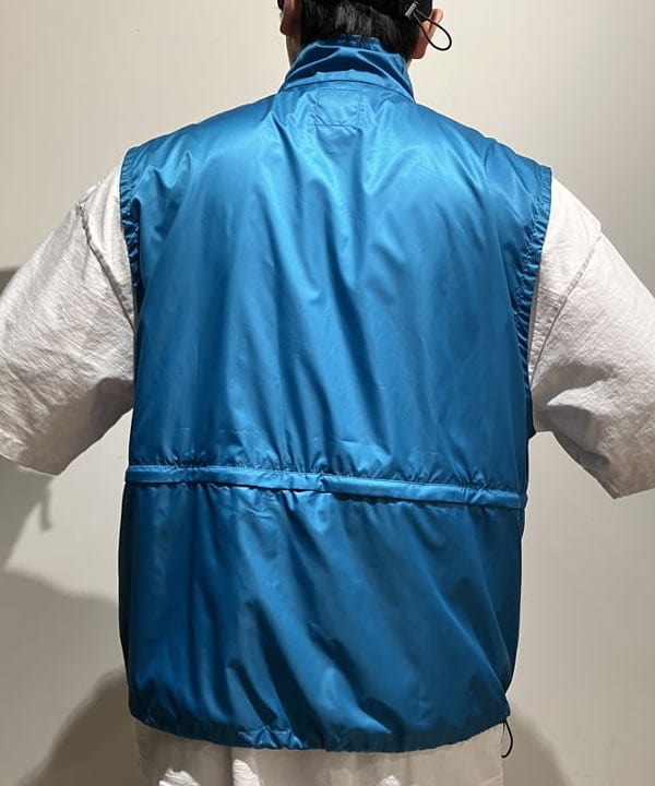 滝沢 一喜さんの「BEAMS WOMEN｜BEAMS / ビッグ 6ポケット カーゴパンツ」を使ったコーディネート