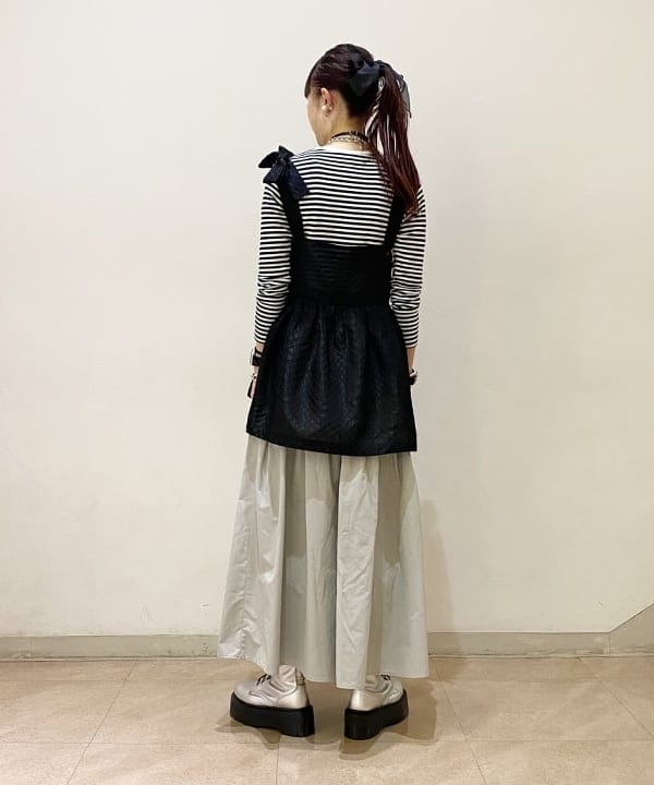 りかちょび/岸本梨佳さんの「BEAMS WOMEN｜Otro Accesorio / フラワー リング」を使ったコーディネート