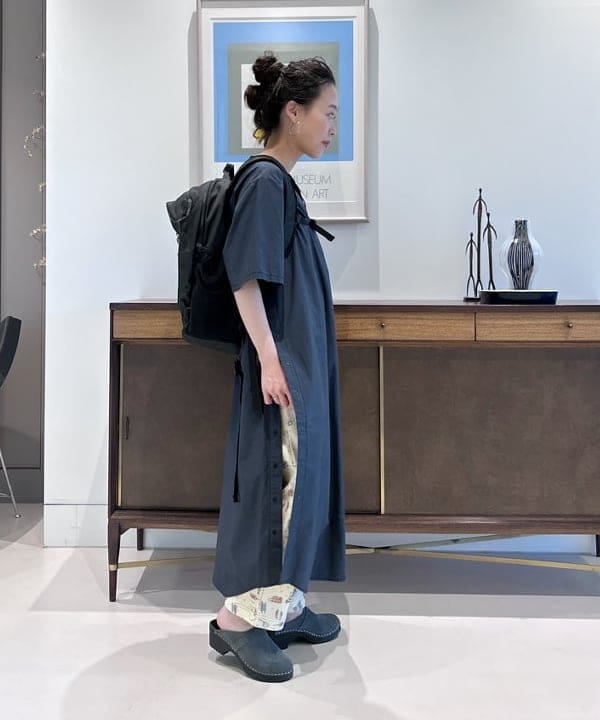 清水 彩乃さんの「BEAMS WOMEN｜BEAMS BOY / キャンプ プリント サーマル イージーパンツ」を使ったコーディネート