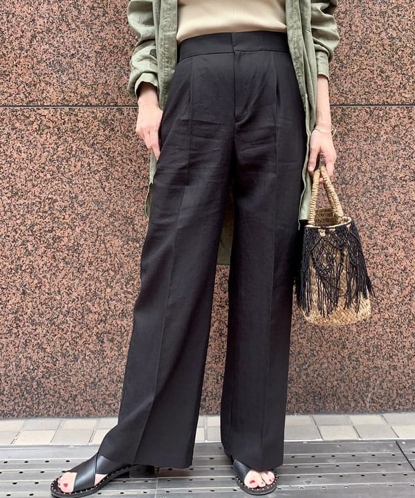 桑原 ふみさんの「BEAMS WOMEN｜MARCHER &times; Demi-Luxe BEAMS / 別注 タッセル編み かごバッグ」を使ったコーディネート