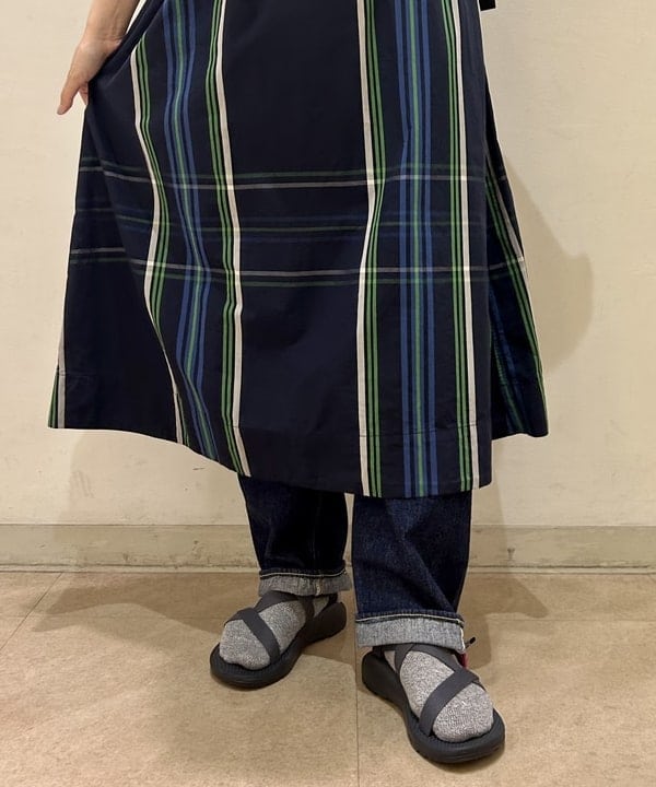 小原 もこさんの「BEAMS WOMEN｜orSlow / 別注 Monroe Pants Special」を使ったコーディネート