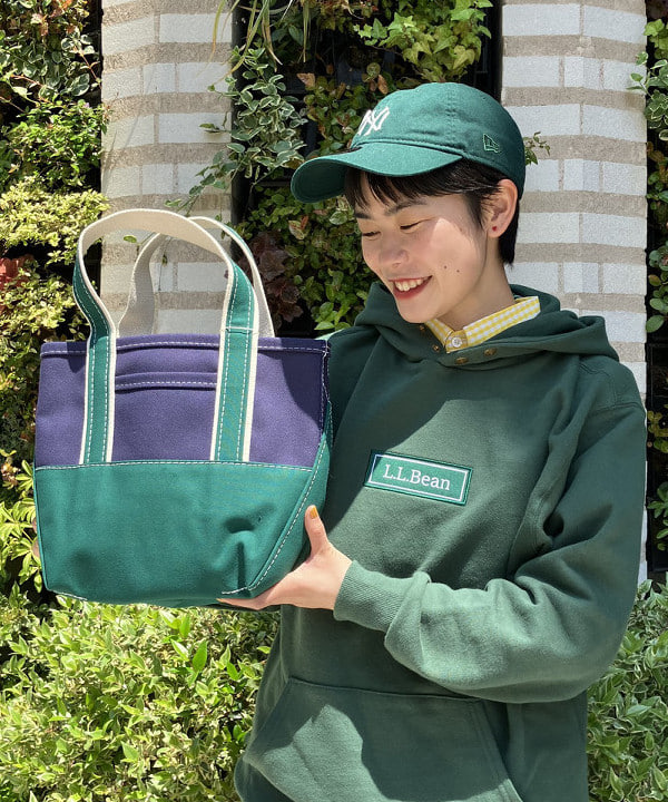 葵さんの「BEAMS WOMEN｜L.L.Bean / Deep Bottom Deluxe Boat and Tote S」を使ったコーディネート