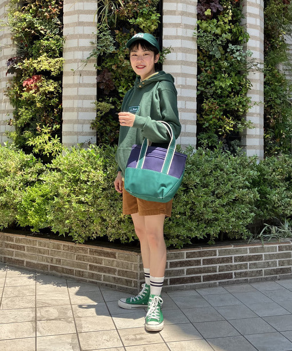 葵さんの「BEAMS WOMEN｜L.L.Bean / Deep Bottom Deluxe Boat and Tote S」を使ったコーディネート