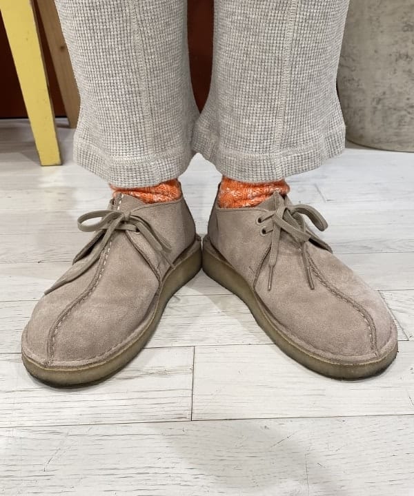 優意さんの「BEAMS WOMEN｜CLARKS ORIGINALS / Desert Trek」を使ったコーディネート