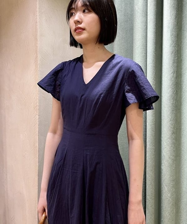 山田 千遥さんの「BEAMS WOMEN｜ATHENA NEW YORK / Multi Camila 晴雨兼用 折り畳み傘」を使ったコーディネート