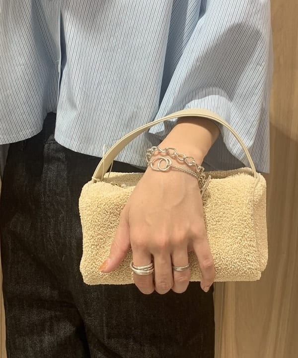 AONO SHIKAMAさんの「BEAMS WOMEN｜PHILIPPE AUDIBERT / New Africa リング」を使ったコーディネート