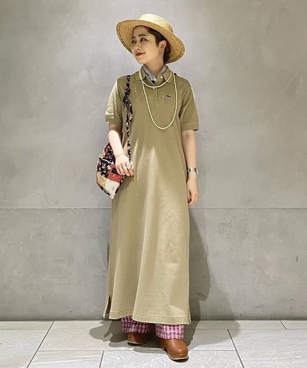 吉野 多恵さんの「BEAMS WOMEN｜BEAMS BOY / 樹脂 パール ロング ネックレス」を使ったコーディネート