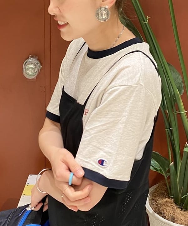 優意さんの「BEAMS WOMEN｜Champion × BEAMS BOY / 別注 リンガーTシャツ」を使ったコーディネート