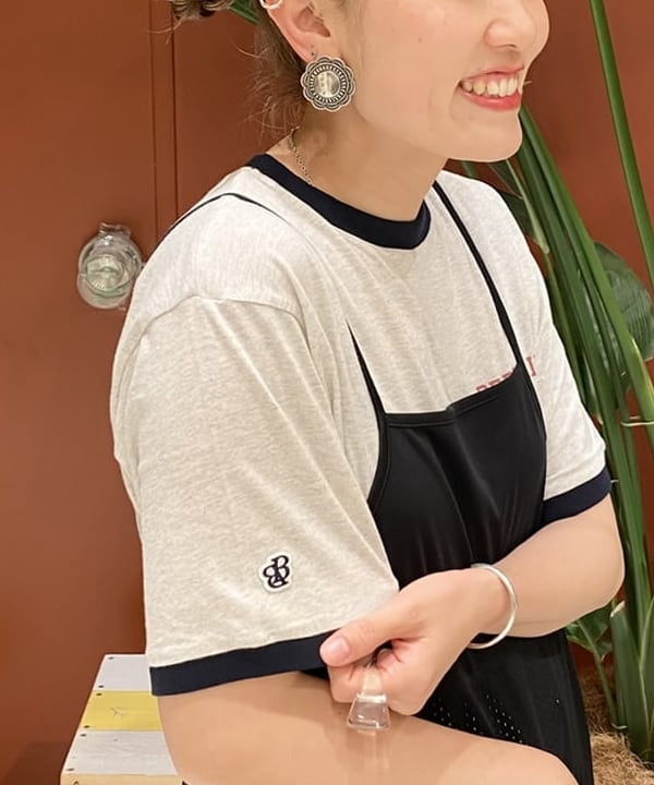 優意さんの「BEAMS WOMEN｜Champion × BEAMS BOY / 別注 リンガーTシャツ」を使ったコーディネート