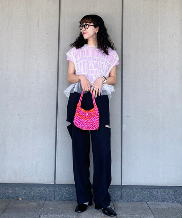 マツド ユメカさんの「BEAMS WOMEN｜Ray BEAMS / チュール シャーリング Tシャツ」を使ったコーディネート