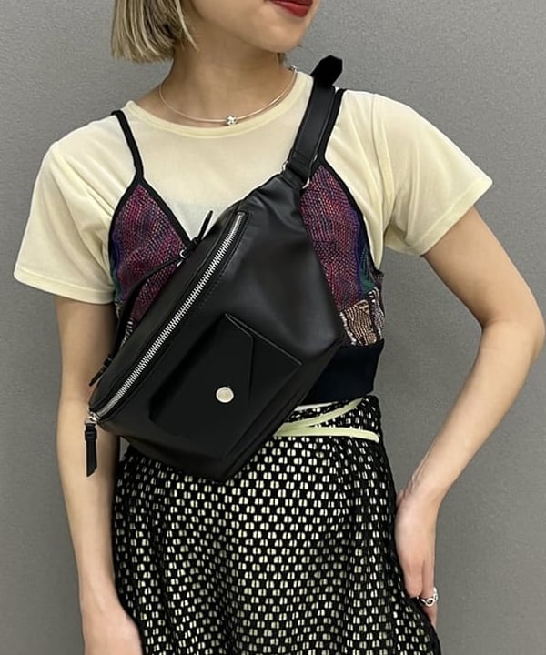 カワグチ シオリさんの「BEAMS WOMEN｜」を使ったコーディネート