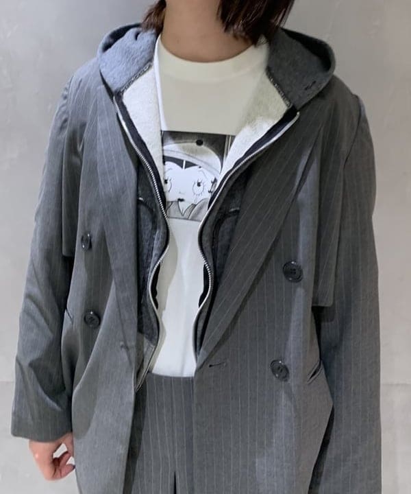 前田 優衣さんの「BEAMS WOMEN｜Dr.Martens / VOSS II QUAD サンダル」を使ったコーディネート