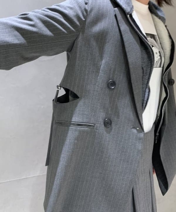 前田 優衣さんの「BEAMS WOMEN｜Dr.Martens / VOSS II QUAD サンダル」を使ったコーディネート
