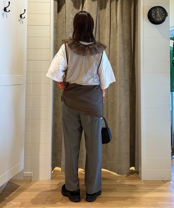 SAEさんの「BEAMS WOMEN｜Ray BEAMS / チュール フリルカラー ノースリーブ トップス」を使ったコーディネート