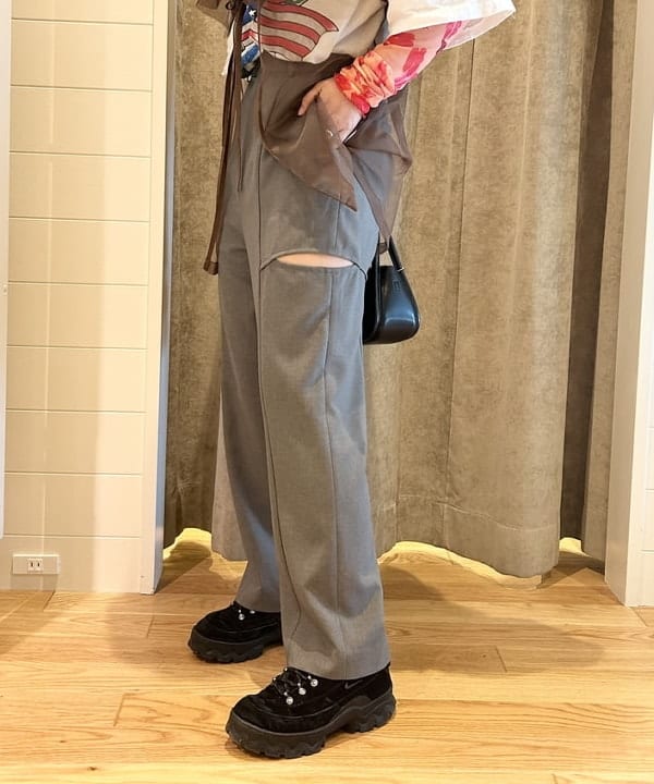 SAEさんの「BEAMS WOMEN｜Ray BEAMS / チュール フリルカラー ノースリーブ トップス」を使ったコーディネート