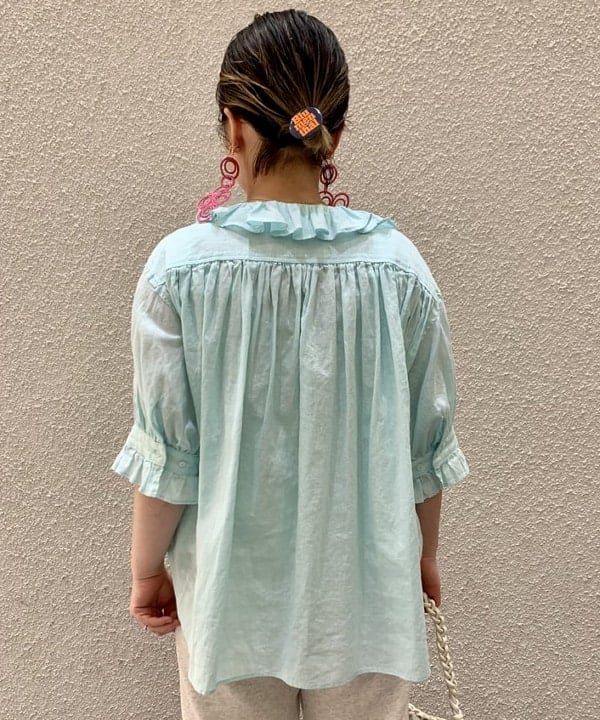 吉田　真実さんの「BEAMS WOMEN｜」を使ったコーディネート