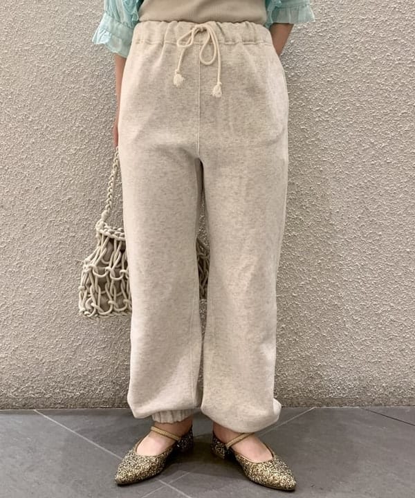 吉田　真実さんの「BEAMS WOMEN｜」を使ったコーディネート