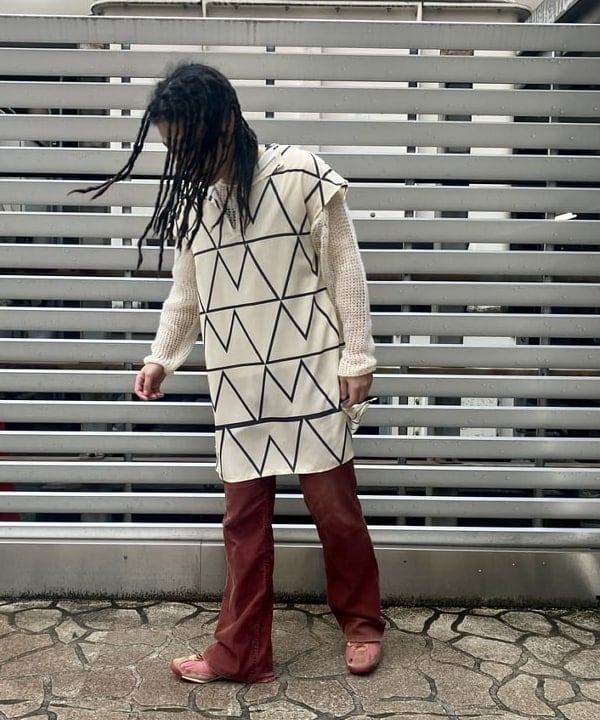 森 凌真さんの「BEAMS WOMEN｜maturely / Logogram Print Dress」を使ったコーディネート