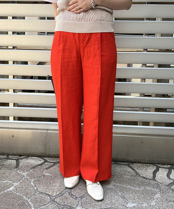 千田 静香さんの「BEAMS WOMEN｜Demi-Luxe BEAMS / リネン リラクシー ワイドパンツ.M」を使ったコーディネート