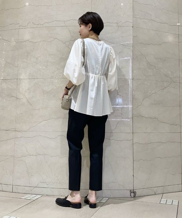 SANOさんの「BEAMS WOMEN｜TOFF&LOADSTONE × Demi-Luxe BEAMS / 別注 レヴューミニ ライトシュリンク ショルダーバッグ」を使ったコーディネート