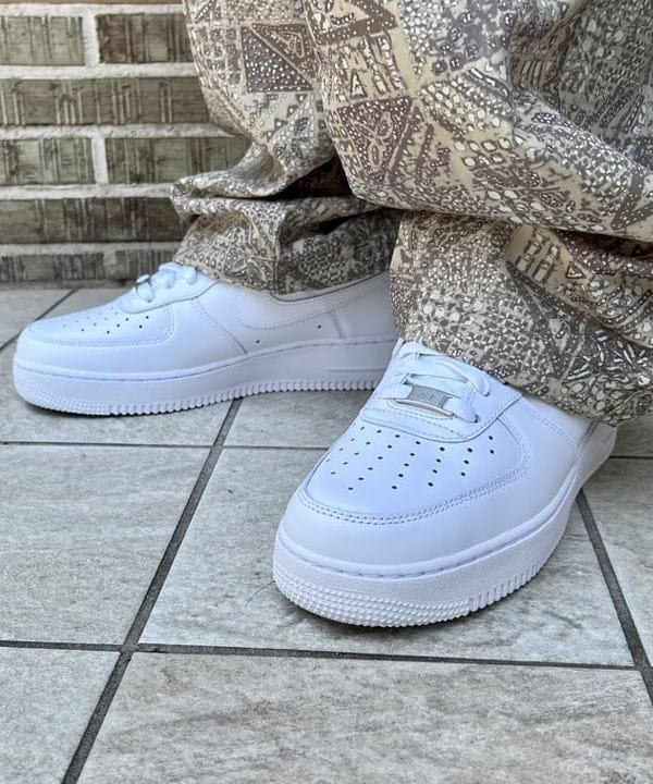 トラ吉さんの「BEAMS WOMEN｜NIKE / Air Force 1」を使ったコーディネート
