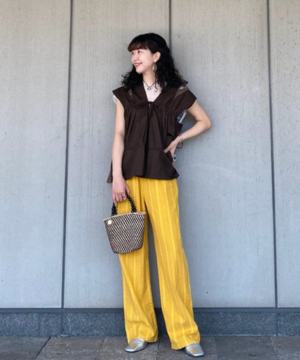 マツド ユメカさんの「BEAMS WOMEN｜Ray BEAMS / チュール シャーリング Tシャツ」を使ったコーディネート