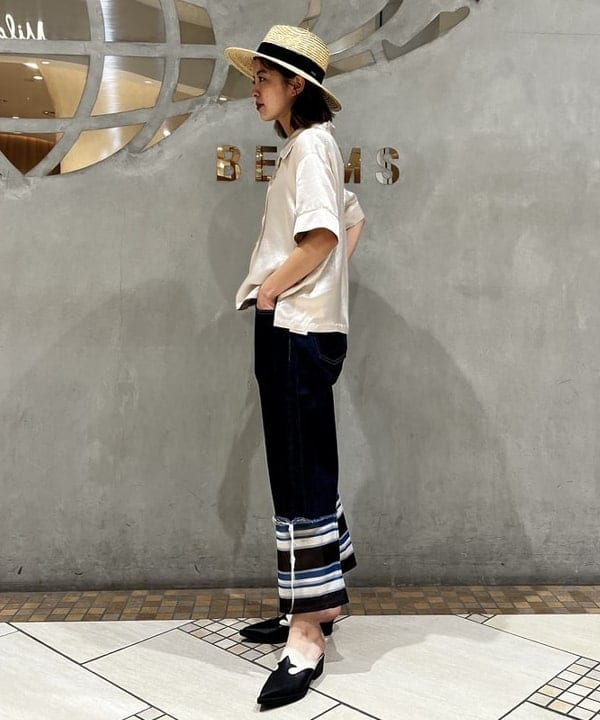 サワイさんの「BEAMS WOMEN｜maturely / Vintage Satin Open Collar Shirt」を使ったコーディネート