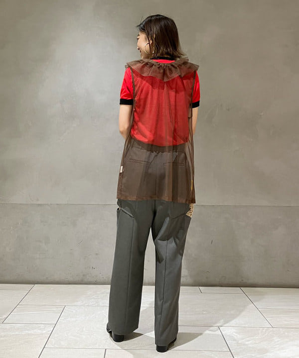 内山 美咲さんの「BEAMS WOMEN｜Ray BEAMS / チュール フリルカラー ノースリーブ トップス」を使ったコーディネート