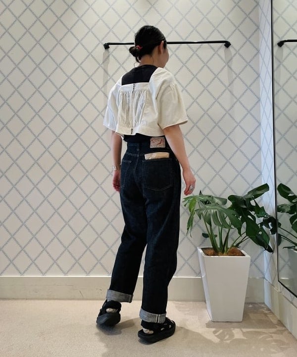 つぼさんの「BEAMS WOMEN｜MBT / KISUMU CLASSIC」を使ったコーディネート