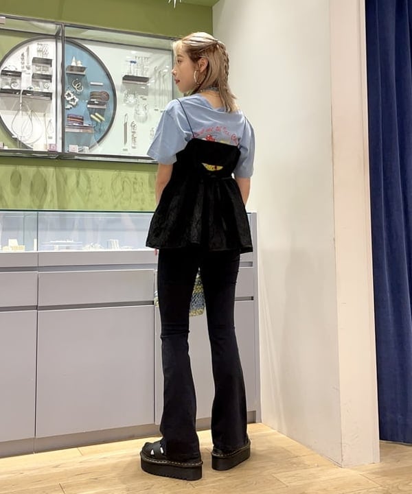 おミツさんの「BEAMS WOMEN｜RED CARD TOKYO &times; Ray BEAMS / 別注 Grape デニム」を使ったコーディネート