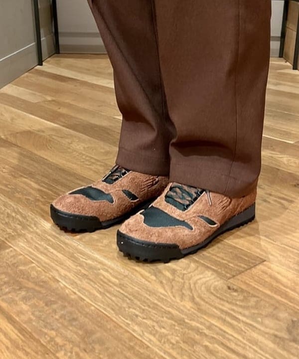 新里 京介さんの「BEAMS WOMEN｜BEAMS / ベーシック ベースボール キャップ」を使ったコーディネート