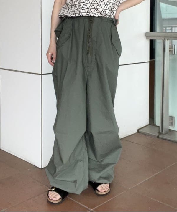 にしだてさんの「BEAMS WOMEN｜BEAMS BOY / US ARMY オーバー パンツ」を使ったコーディネート