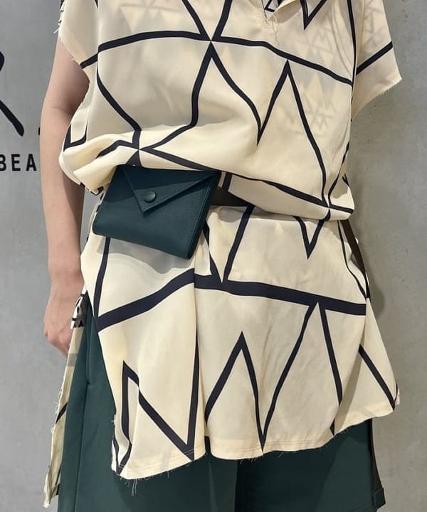 サワイさんの「BEAMS WOMEN｜maturely / Logogram Print Dress」を使ったコーディネート