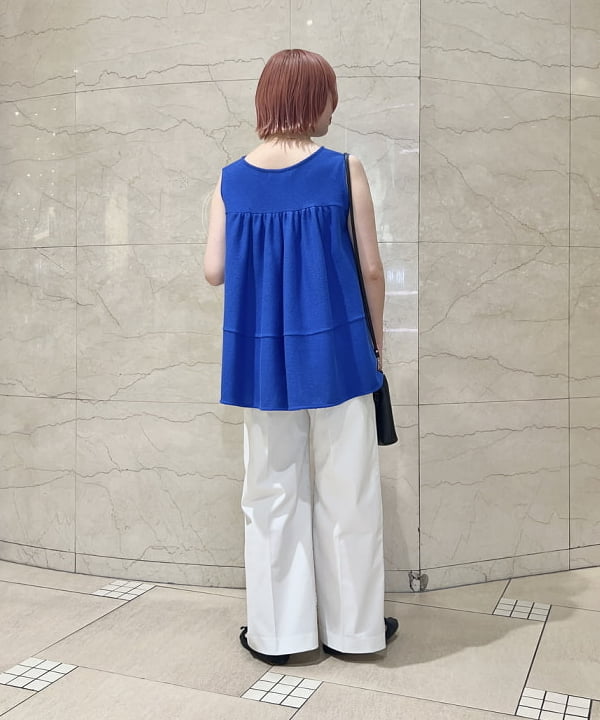 篠崎 香月さんの「BEAMS WOMEN｜GIANNI CHIARINI / CAMILLA レザートートバッグ」を使ったコーディネート