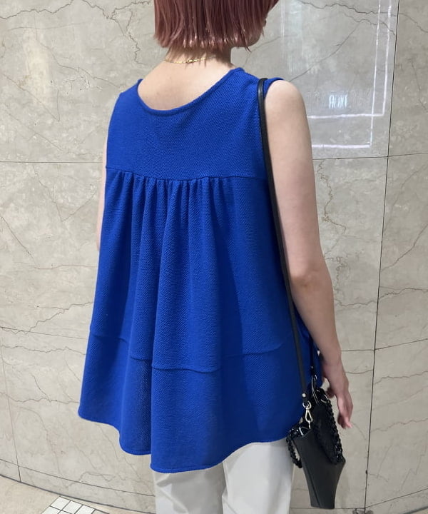篠崎 香月さんの「BEAMS WOMEN｜GIANNI CHIARINI / CAMILLA レザートートバッグ」を使ったコーディネート