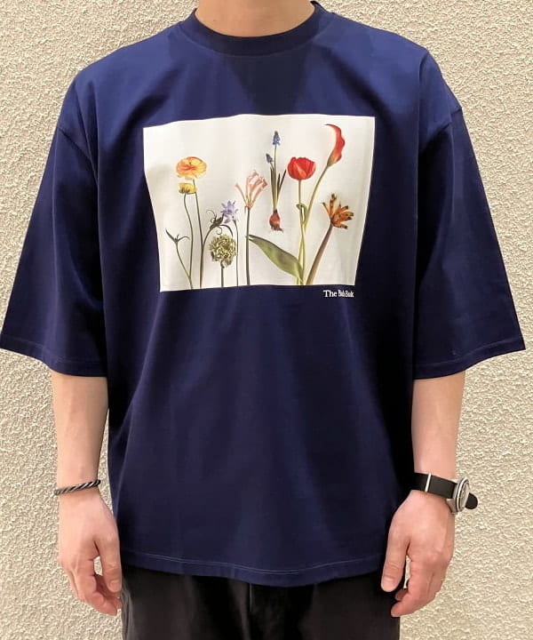 猪越 悠さんの「BEAMS WOMEN｜bPr BEAMS / UVカット 晴雨兼用 折り畳み傘」を使ったコーディネート