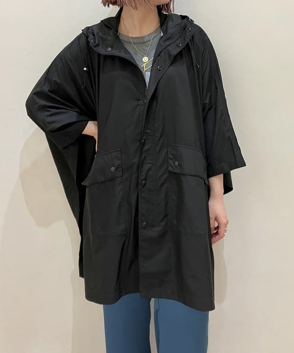 CHIHIROさんの「BEAMS WOMEN｜Traditional Weatherwear / バンブー ビニール傘」を使ったコーディネート