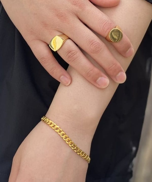 鈴木 悠里さんの「BEAMS WOMEN｜THE NORTH FACE / Venture Jacket」を使ったコーディネート